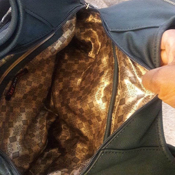 Handbag - Picture 3 of 4